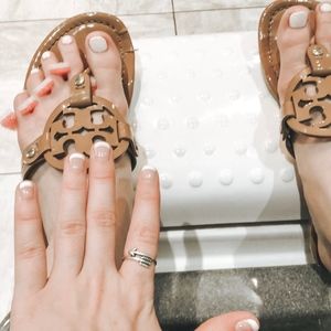 USED TORY BURCH MILLER SANDALS